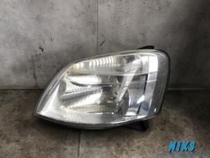 Used Headlight, left Peugeot Partner 1.6 HDI 75 Price on request offered by Niks autodemontage