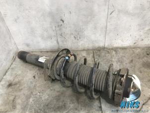 Used Front shock absorber rod, right Volkswagen Golf VI Variant (AJ5/1KA) 1.6 TDI 16V 105 Price on request offered by Niks autodemontage