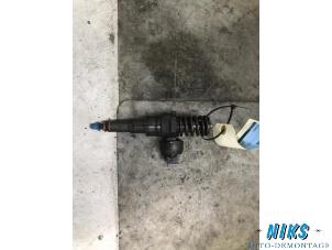 Used Injector (diesel) Volkswagen Transporter T5 1.9 TDi Price on request offered by Niks autodemontage