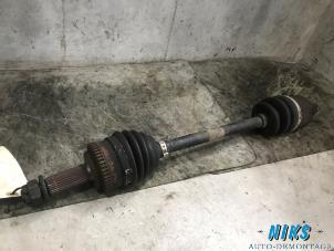 Used Front drive shaft, left Hyundai i30 (FD) 1.6 CVVT 16V Price on request offered by Niks autodemontage