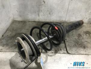 Used Front shock absorber rod, left BMW 3 serie (E46/4) 318i Price on request offered by Niks autodemontage