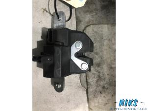 Used Boot lid lock mechanism Opel Meriva 1.4 16V Ecotec Price on request offered by Niks autodemontage
