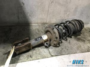 Used Front shock absorber rod, left Opel Corsa C (F08/68) 1.3 CDTi 16V Price on request offered by Niks autodemontage