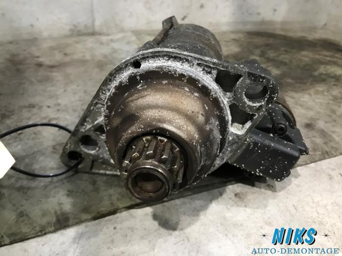 Usagé Démarreur Volkswagen Caddy III (2KA,2KH,2CA,2CH) 1.6 TDI 16V Prix sur demande proposé par Niks autodemontage