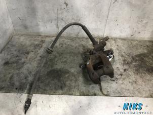 Used Rear brake calliper, right Volkswagen Caddy III (2KA,2KH,2CA,2CH) 1.6 TDI 16V Price on request offered by Niks autodemontage