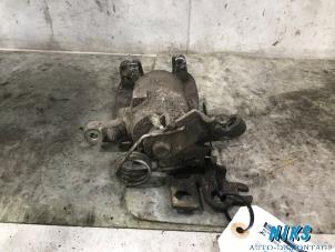 Used Rear brake calliper, right Volkswagen Caddy III (2KA,2KH,2CA,2CH) 1.9 TDI Price on request offered by Niks autodemontage