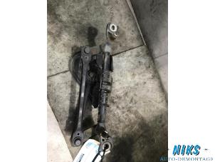 Used Wiper mechanism Volkswagen Fox (5Z) 1.2 Price on request offered by Niks autodemontage