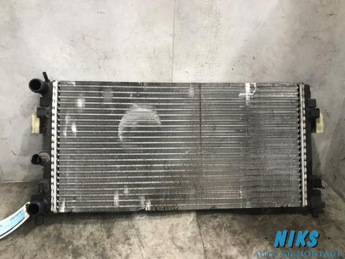 Usagé Radiateur Seat Ibiza IV (6J5) 1.4 16V Prix sur demande proposé par Niks autodemontage