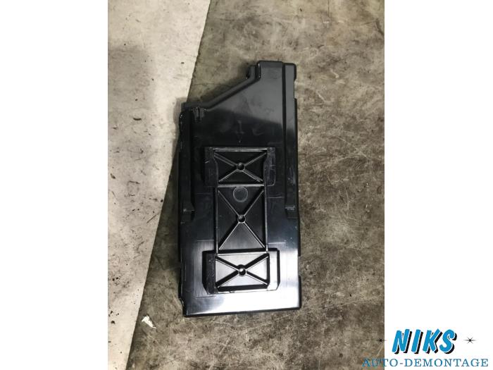 Unité de contrôle Multimedia d'un Seat Ibiza IV (6J5) 1.4 16V 2012