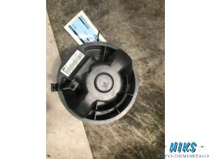 Used Heating and ventilation fan motor Citroen C1 1.0 12V Price on request offered by Niks autodemontage