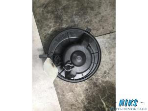Used Heating and ventilation fan motor Volkswagen Golf V (1K1) 1.4 16V Price on request offered by Niks autodemontage