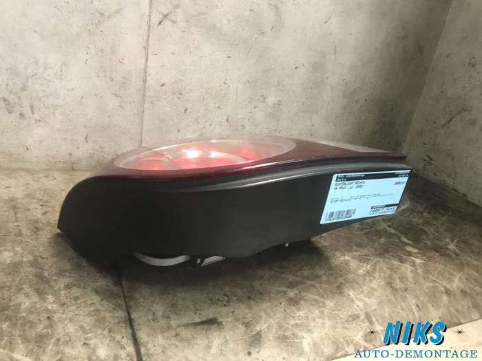 Taillight, right from a Volkswagen Polo IV (9N1/2/3) 1.4 16V 75 2005