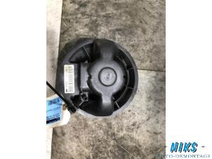 Used Heating and ventilation fan motor Toyota Aygo (B10) 1.0 12V VVT-i Price on request offered by Niks autodemontage