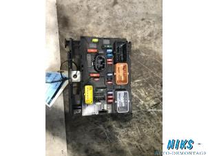 Used Fuse box Peugeot 307 Break (3E) 1.6 16V Price on request offered by Niks autodemontage