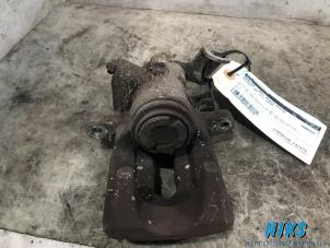 Used Rear brake calliper, right Peugeot 407 SW (6E) 2.0 16V Price on request offered by Niks autodemontage