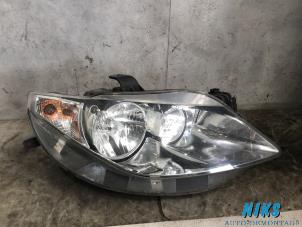 Używane Reflektor prawy Seat Ibiza IV (6J5) 1.9 TDI 105 Cena na żądanie oferowane przez Niks autodemontage