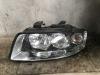 Headlight, left from a Audi A4 Avant (B6), 2001 / 2005 2.0 20V, Combi/o, Petrol, 1.984cc, 96kW (131pk), FWD, ALT, 2001-09 / 2005-01, 8E5 2003