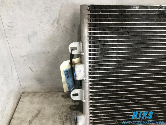 Air conditioning radiator from a Fiat Punto II (188) 1.2 60 S 2004