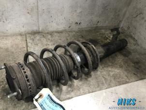 Used Front shock absorber rod, right Ford Fiesta 5 (JD/JH) 1.25 16V Price on request offered by Niks autodemontage