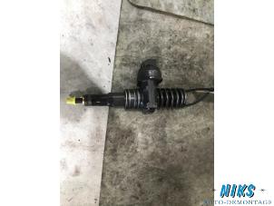 Używane Wtryskiwacz (Diesel) Volkswagen Caddy III (2KA,2KH,2CA,2CH) 2.0 SDI Cena na żądanie oferowane przez Niks autodemontage