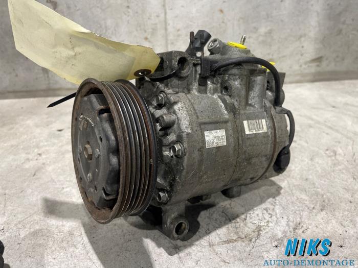 Usagé Compresseur de clim Audi A4 Avant (B6) 1.8 T 20V Prix sur demande proposé par Niks autodemontage