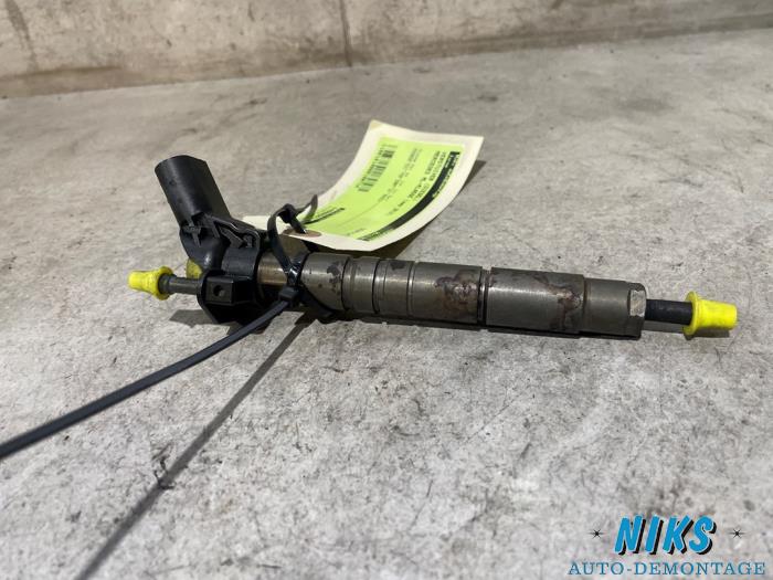 Usagé Injecteurs Mercedes ML II (164/4JG) 3.0 ML-300 CDI 4-Matic V6 24V Prix sur demande proposé par Niks autodemontage