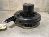 Heating and ventilation fan motor from a Skoda Fabia II (5J), 2006 / 2014 1.2i 12V, Hatchback, 4-dr, Petrol, 1.198cc, 51kW (69pk), FWD, BZG; CEVA; CGPA; CHTA, 2007-01 / 2014-12 2010