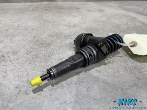 Używane Wtryskiwacz (Diesel) Volkswagen Caddy III (2KA,2KH,2CA,2CH) 2.0 SDI Cena na żądanie oferowane przez Niks autodemontage