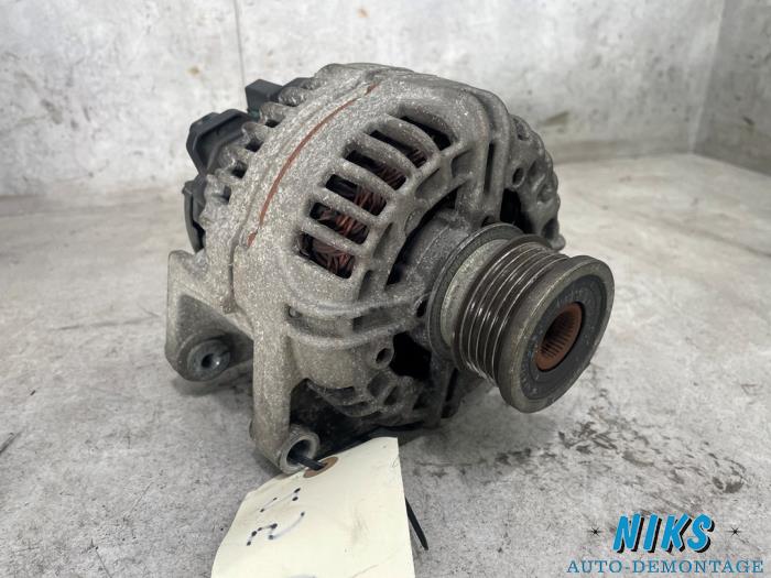 Usagé Dynamo Opel Corsa D 1.6i GSI 16V Turbo Prix sur demande proposé par Niks autodemontage