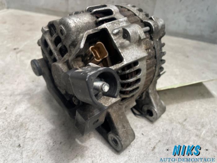 Dynamo from a Peugeot 206 (2A/C/H/J/S) 1.6 16V 2002