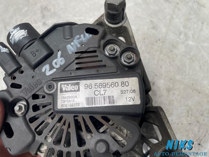 Dynamo d'un Peugeot 206 CC (2D) 1.6 16V 2001