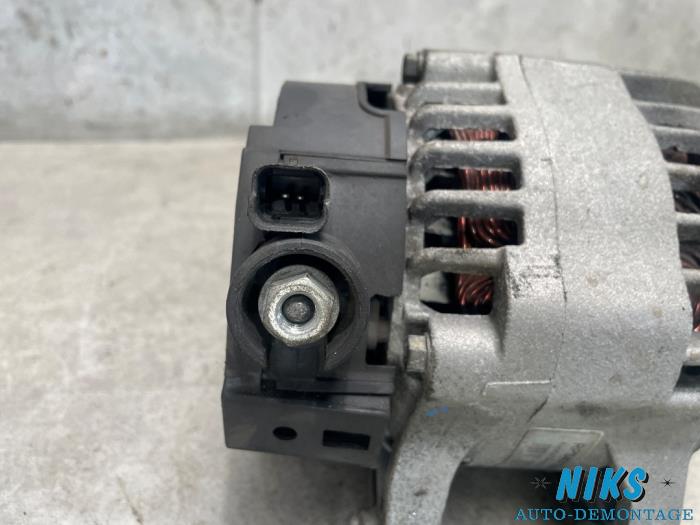 Dynamo from a Peugeot 206 (2A/C/H/J/S) 1.4 XR,XS,XT,Gentry 2002