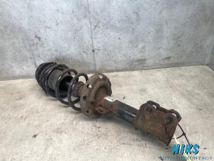 Usados Barra de amortiguador derecha delante Opel Corsa C (F08/68) 1.2 16V Twin Port Precio de solicitud ofrecido por Niks autodemontage
