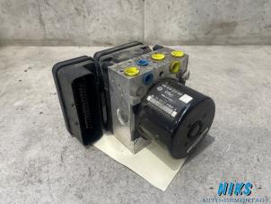 Used ABS pump Skoda Yeti (5LAC) 1.2 TSI 16V Price on request offered by Niks autodemontage