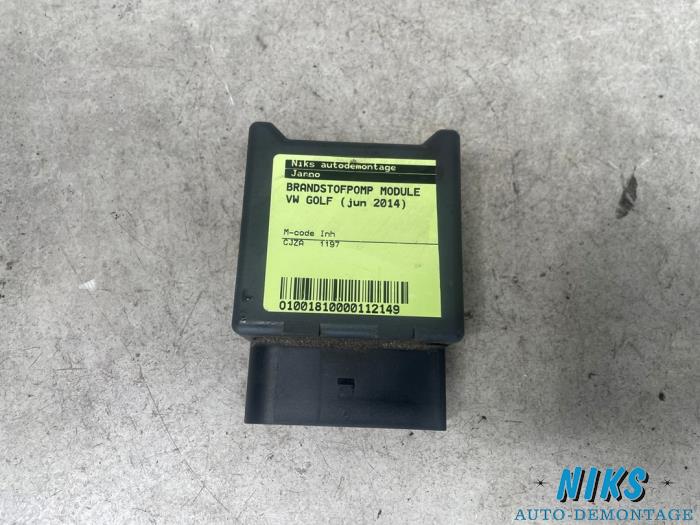 Usagé Module pompe carburant Volkswagen Golf VII Variant (AUVV) 1.2 TSI BlueMotion 16V Prix sur demande proposé par Niks autodemontage