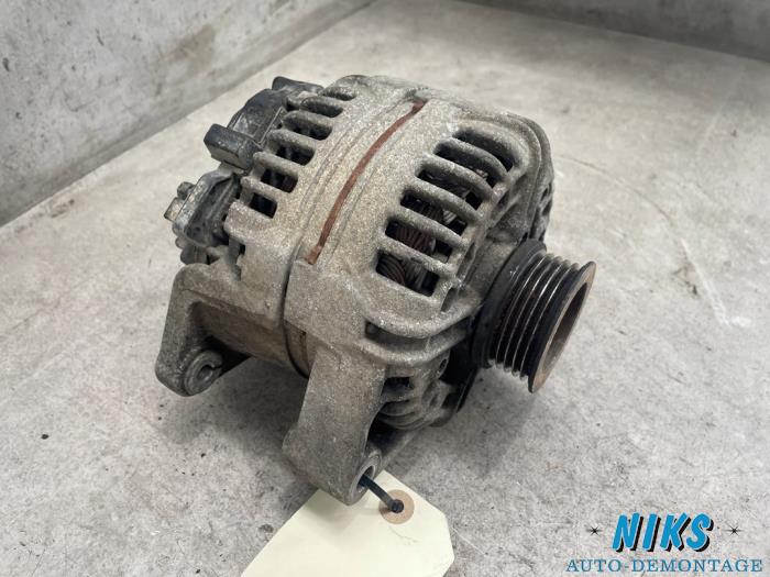 Dinamo de un Opel Astra H (L48) 1.4 16V Twinport 2004