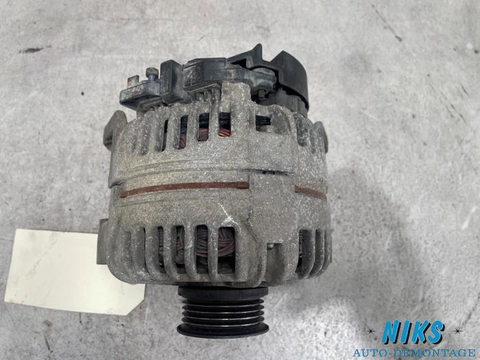Dinamo de un Opel Astra H (L48) 1.4 16V Twinport 2004