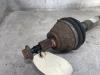Arbre de transmission avant droit d'un Volkswagen Caddy III (2KA,2KH,2CA,2CH) 1.9 TDI 2010