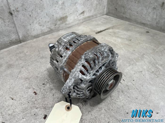 Begagnade Dynamo Honda Jazz (GE6/GE8/GG/GP) 1.4 VTEC 16V Pris på förfrågan erbjuds av Niks autodemontage