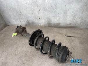 Gebrauchte Stoßdämpferstrebe rechts vorne Opel Corsa D 1.0 Preis auf Anfrage angeboten von Niks autodemontage