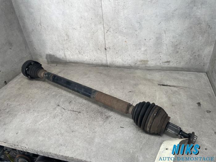 Arbre de transmission avant droit d'un Volkswagen Caddy III (2KA,2KH,2CA,2CH) 2.0 SDI 2005