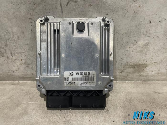 Used Ignition computer Volkswagen Transporter T5 2.5 TDi PF Price on request offered by Niks autodemontage