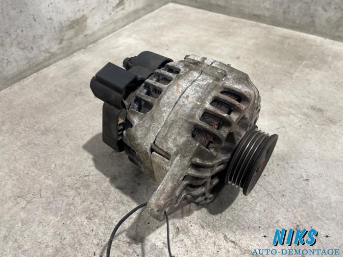 Used Dynamo Hyundai Getz 1.3i 12V Price on request offered by Niks autodemontage