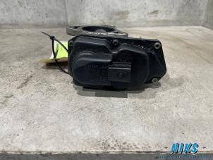 AGR Ventil van een Volkswagen Passat Variant (3C5) 2.0 TDI 16V 140 2009