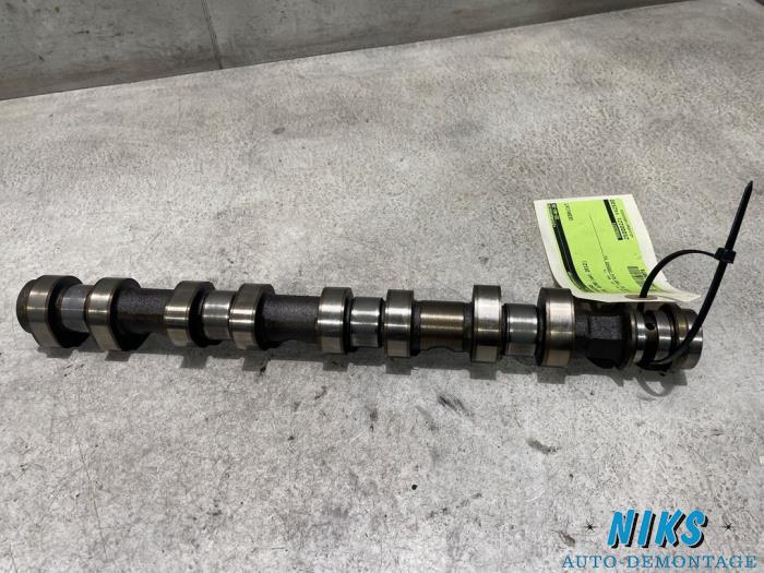 Usagé Arbre à cames Opel Astra J Sports Tourer (PD8/PE8/PF8) 1.4 16V ecoFLEX Prix sur demande proposé par Niks autodemontage