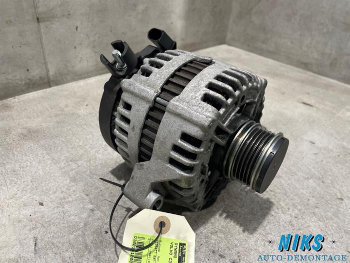 Begagnade Dynamo Volvo C30 (EK/MK) 2.5 T5 20V Pris på förfrågan erbjuds av Niks autodemontage