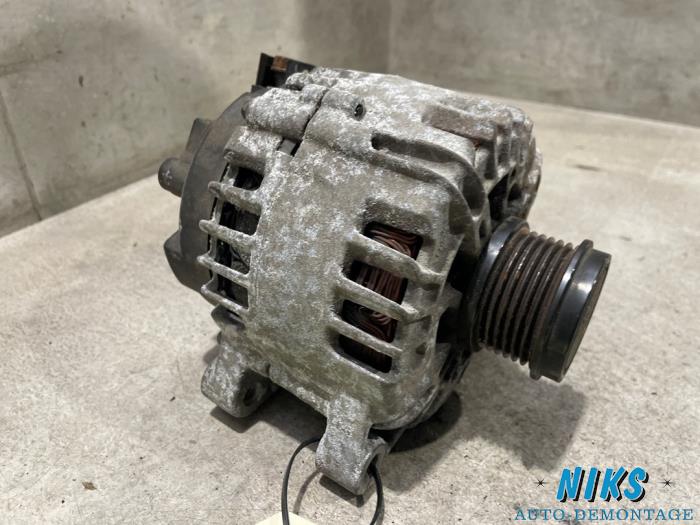Gebrauchte Dynamo Ford Transit Connect (PJ2) 1.6 TDCi 16V 115 Preis auf Anfrage angeboten von Niks autodemontage