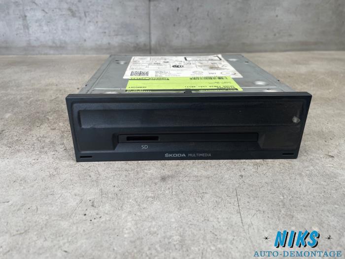 Usagé Divers Skoda Fabia III (NJ3) 1.0 12V Prix sur demande proposé par Niks autodemontage