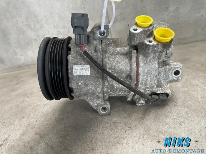 Usagé Compresseur de clim Mitsubishi Colt (Z2/Z3) 1.3 16V Prix sur demande proposé par Niks autodemontage
