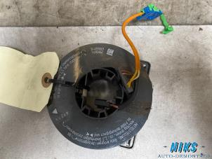 Used Airbag clock spring Opel Corsa C (F08/68) 1.3 CDTi 16V Price on request offered by Niks autodemontage